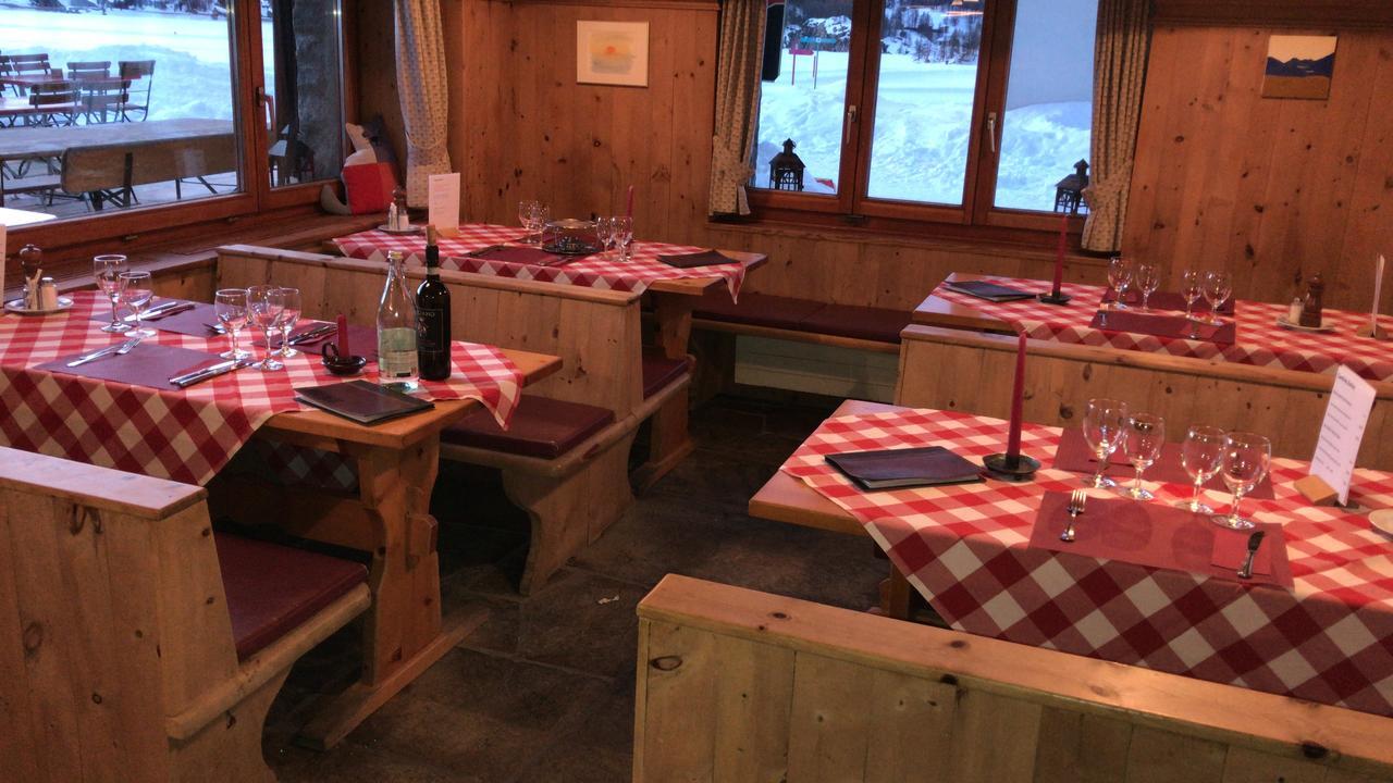 Hotel Ristorante Lagrev Maloja Exterior foto